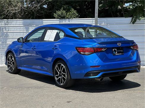Used 2025 Nissan Sentra SR FWD image 12