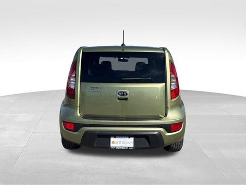 Used 2012 Kia Soul + image 8