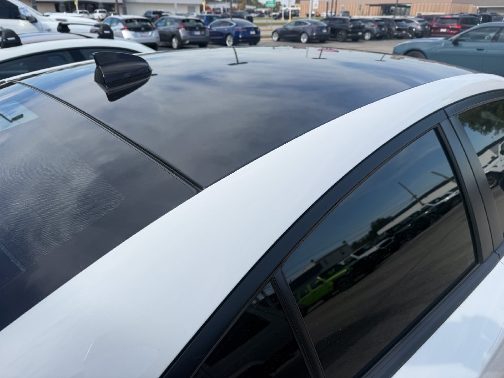 Used 2023 Dodge Charger R/T w/ Plus Group RWD image 14