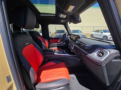 Used 2025 Mercedes-Benz G 63 AMG 4MATIC image 13