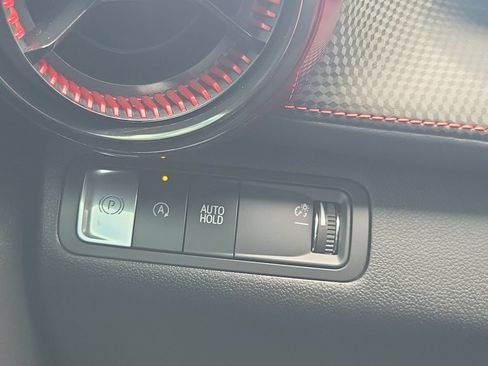 Used 2025 Chevrolet Equinox RS w/ Safety and Technology Package FWD image 27