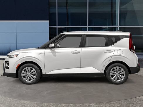 Used 2021 Kia Soul S FWD image 3