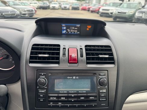 Used 2015 Subaru Forester 2.5i Premium w/ All-Weather Package image 32