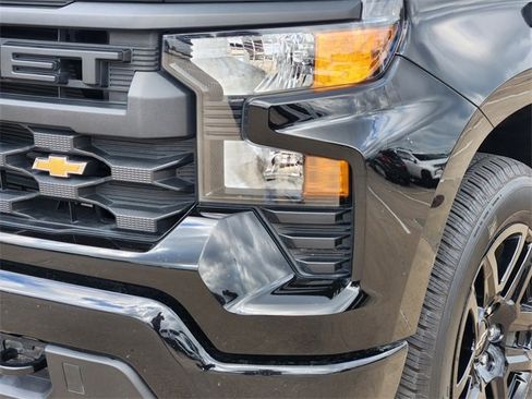 Used 2024 Chevrolet Silverado 1500 Custom RWD image 17