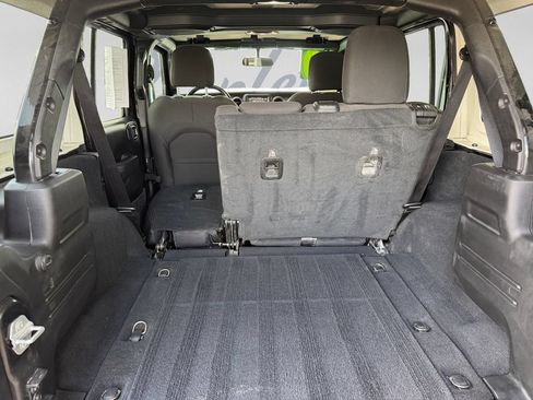Certified 2020 Jeep Wrangler Unlimited Sport S AWD/4WD image 28