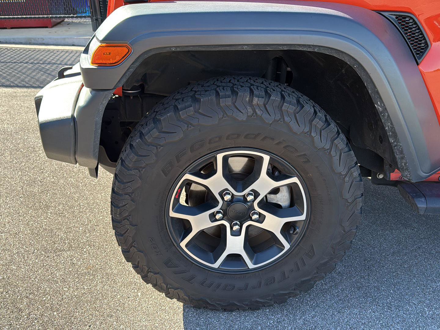 Used 2018 Jeep Wrangler Unlimited Sport S AWD/4WD image 15