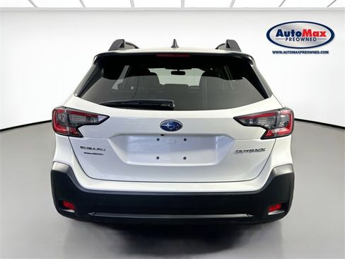 Used 2024 Subaru Outback Premium image 7