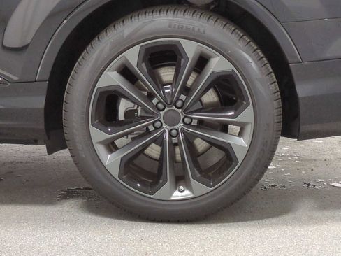 New 2026 Audi Q7 3.0T Premium Plus AWD/4WD image 36