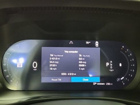 Certified 2026 Volvo XC40 B5 Plus w/ Climate Package AWD/4WD image 16