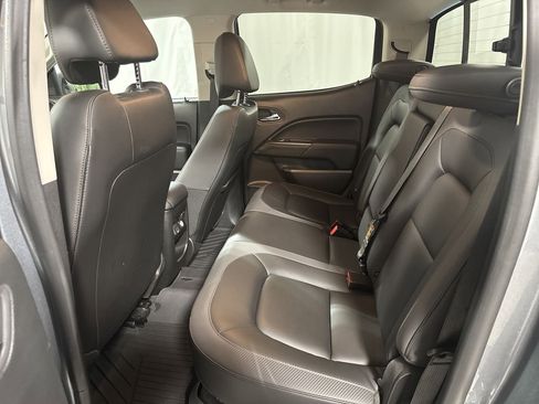 Used 2022 GMC Canyon AT4 image 30