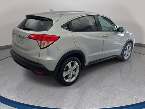 Used 2016 Honda HR-V EX image 5