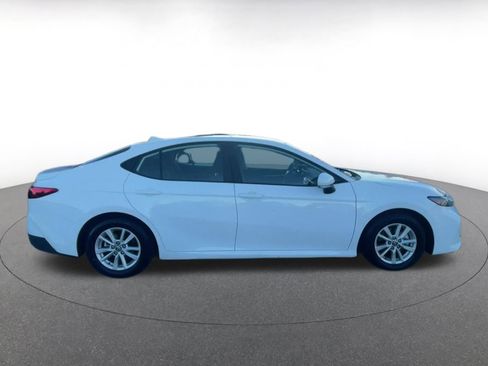 Used 2025 Toyota Camry LE image 16
