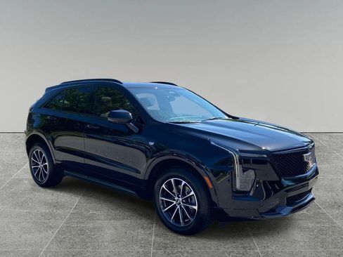 Certified 2024 Cadillac XT4 Sport AWD/4WD image 8