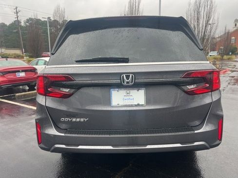 Certified 2026 Honda Odyssey EX-L image 7