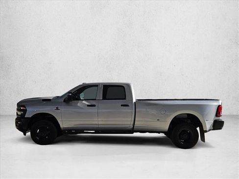 New 2026 RAM 3500 Tradesman image 9