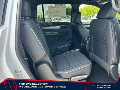 New 2026 Buick Enclave Preferred FWD image 18