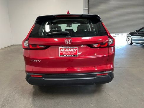 Used 2023 Honda CR-V LX image 4