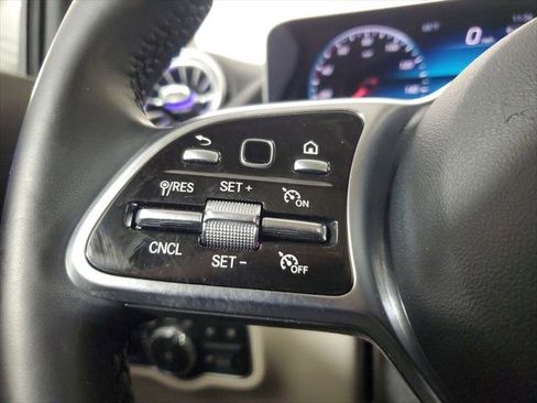 Used 2023 Mercedes-Benz GLA 250 image 24