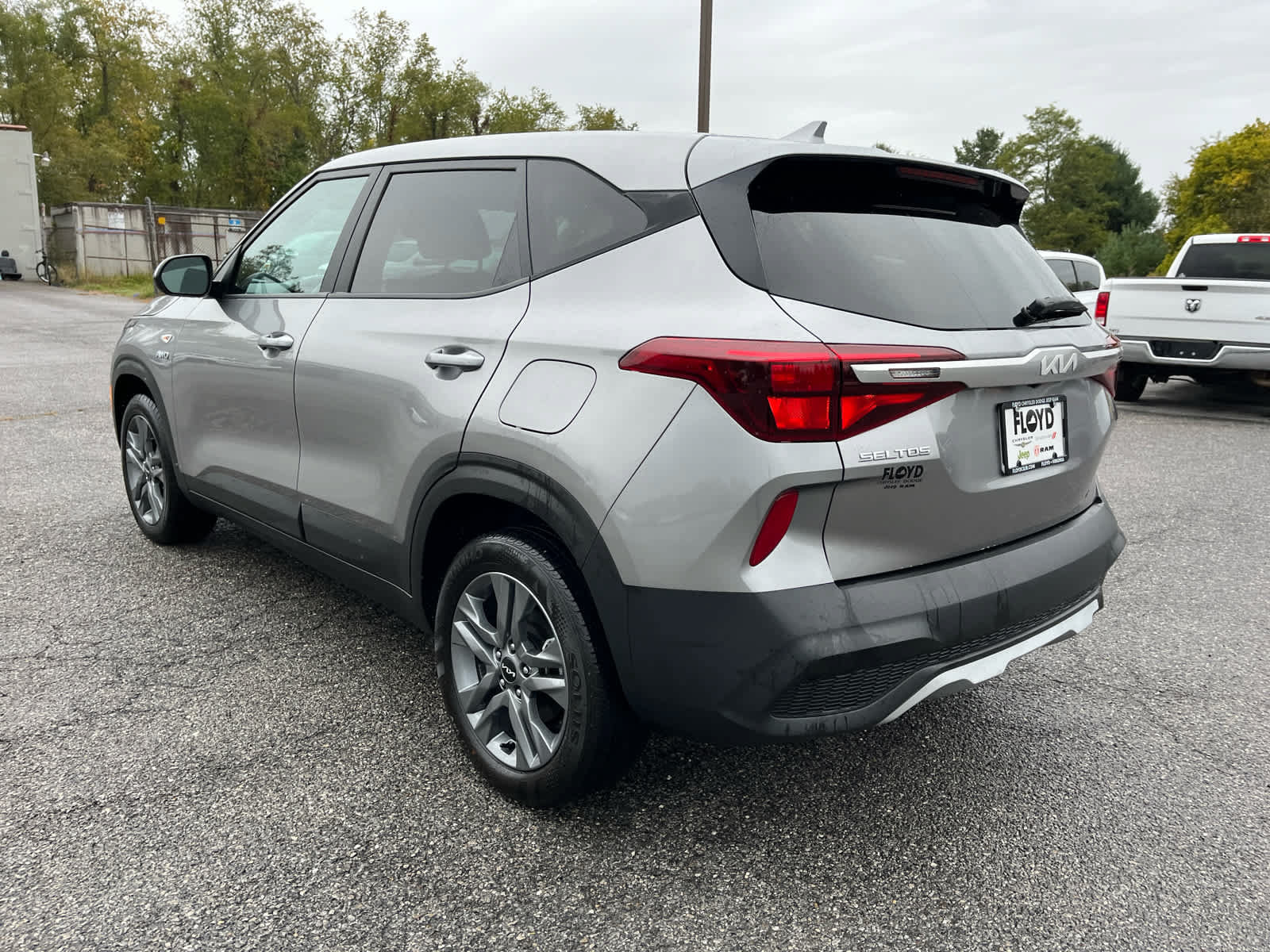 Used 2022 Kia Seltos LX AWD/4WD image 5