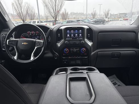 Used 2021 Chevrolet Silverado 1500 LT image 27