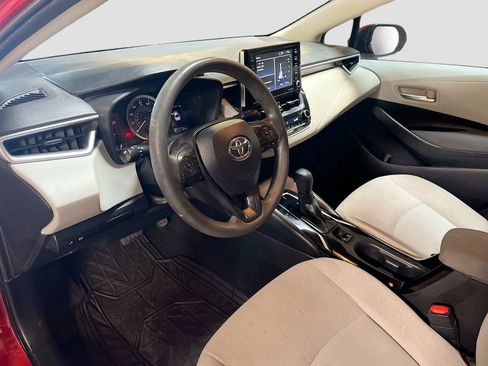 Used 2021 Toyota Corolla LE FWD image 9
