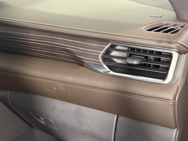 Used 2024 GMC Yukon Denali AWD/4WD image 36