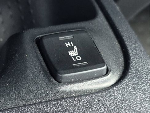 Used 2022 Toyota Corolla XSE FWD image 24