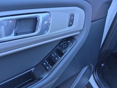 New 2026 Ford Explorer Active image 9