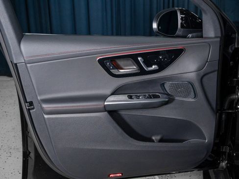 New 2026 Mercedes-Benz GLC 43 AMG 4MATIC image 12