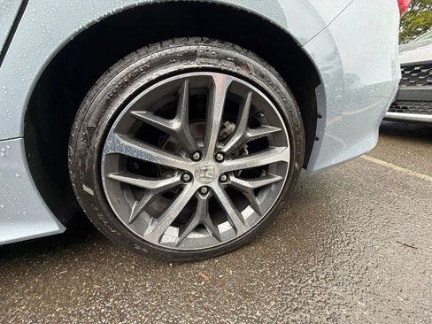 Used 2024 Honda Civic Touring image 6