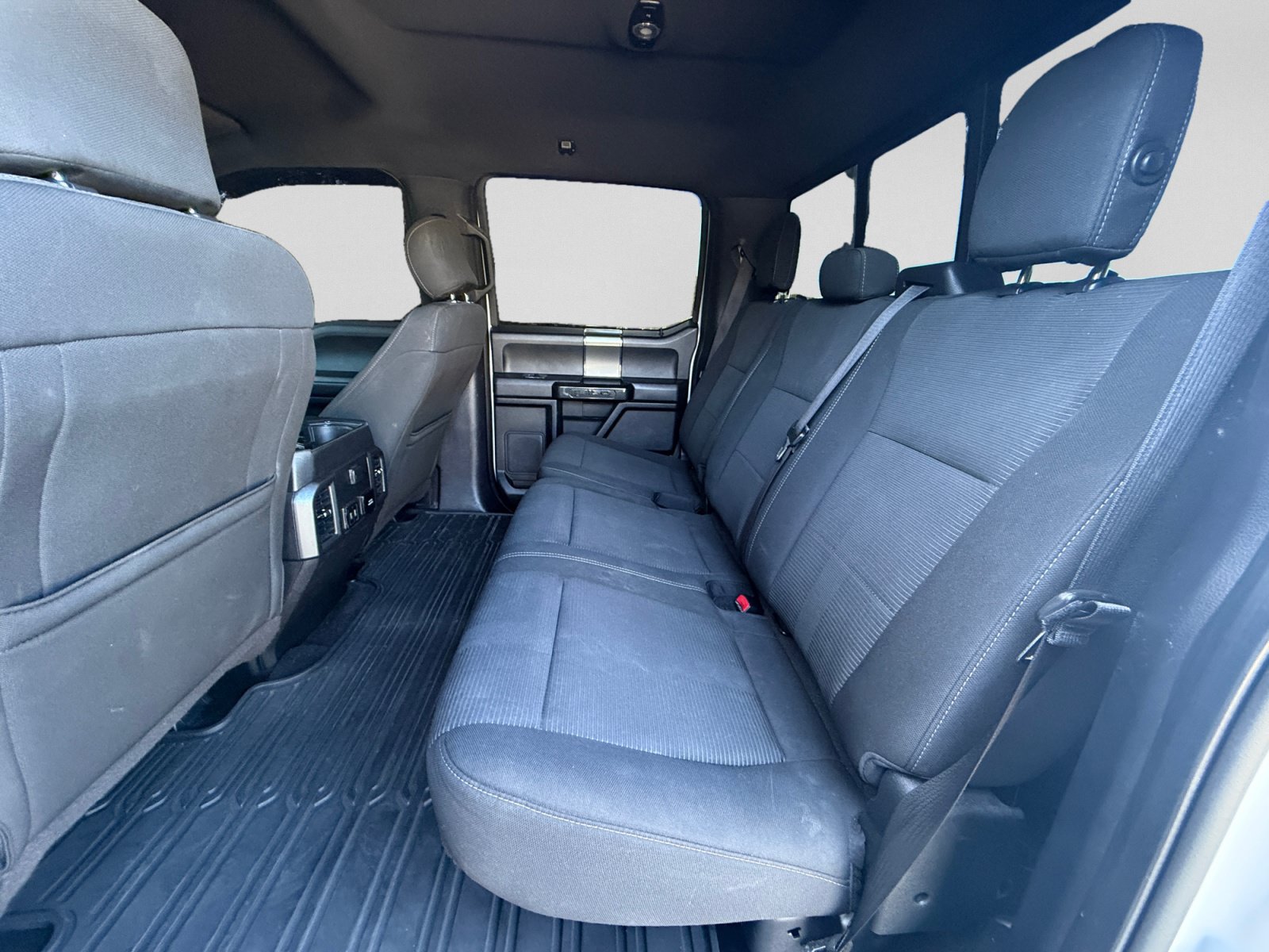 Used 2017 Ford F150 XLT w/ Equipment Group 302A Luxury AWD/4WD image 26