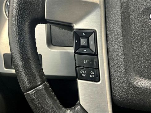 Used 2014 Ford F150 Platinum image 18