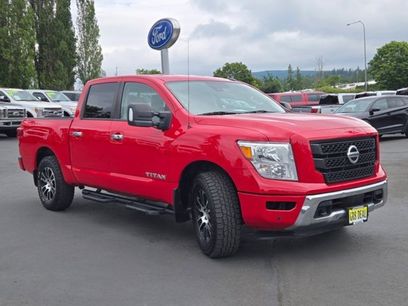 Used 2021 Nissan Titan SV w/ SV Convenience Package