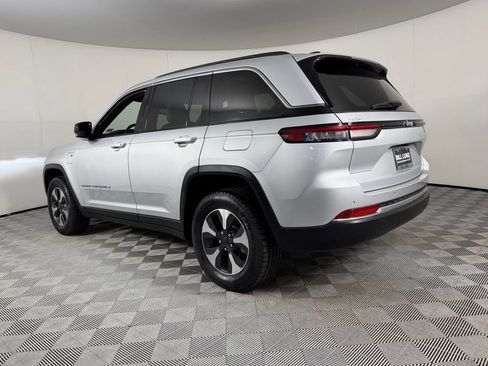 Certified 2024 Jeep Grand Cherokee Limited 4xe AWD/4WD image 9