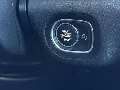 Used 2020 Mercedes-Benz GLS 450 4MATIC image 23