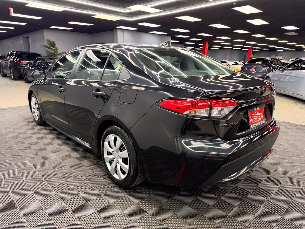 Used 2021 Toyota Corolla LE w/ Carpet Mat Package (TMS) FWD image 11