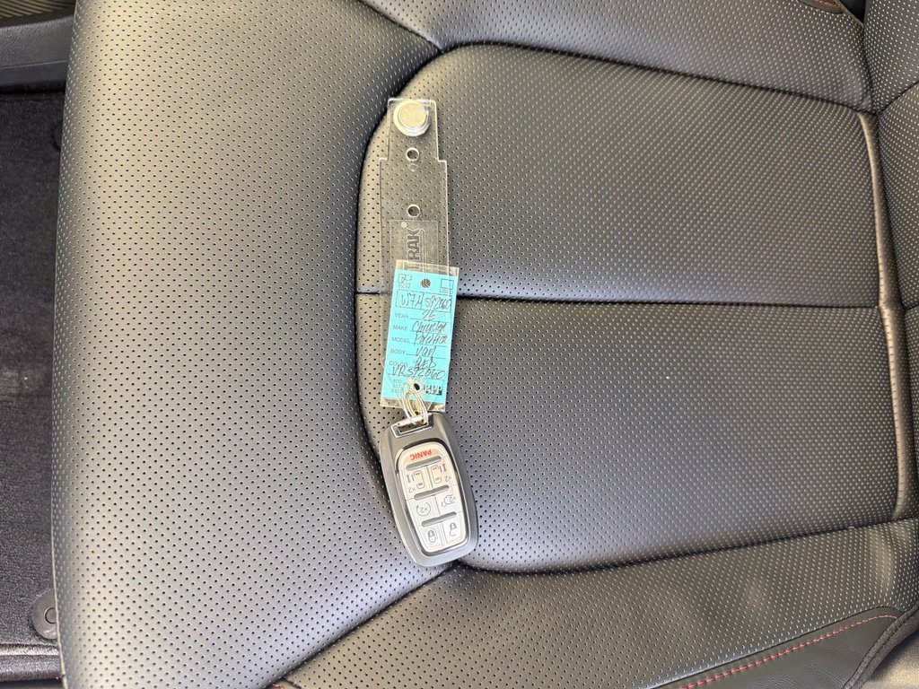 New 2027 Chrysler Pacifica Select FWD image 41