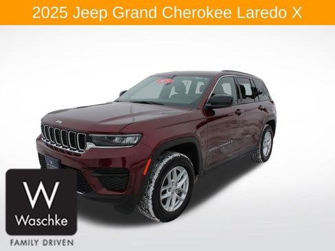 Used 2025 Jeep Grand Cherokee Laredo X w/ Trailer Tow Package image 3