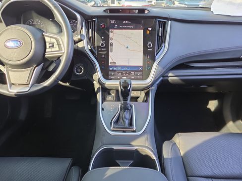 Used 2022 Subaru Outback Limited image 23