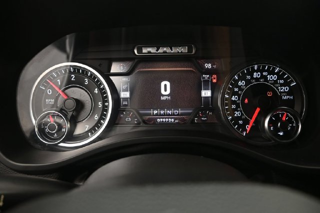 Used 2022 RAM 1500 Big Horn AWD/4WD image 6
