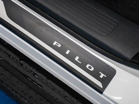 New 2026 Honda Pilot Elite image 7