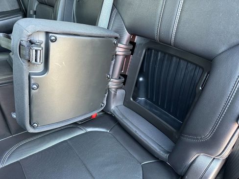 Used 2021 Chevrolet Silverado 1500 High Country w/ Technology Package image 27