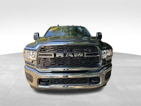 Used 2024 RAM 2500 Tradesman w/ Chrome Appearance Group AWD/4WD image 2
