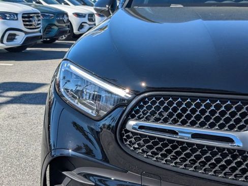 New 2026 Mercedes-Benz GLC 300 image 10