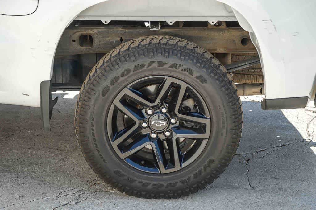 Used 2022 Chevrolet Silverado 1500 LT Trail Boss AWD/4WD image 10