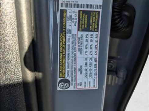 Used 2025 Volkswagen Golf S image 25