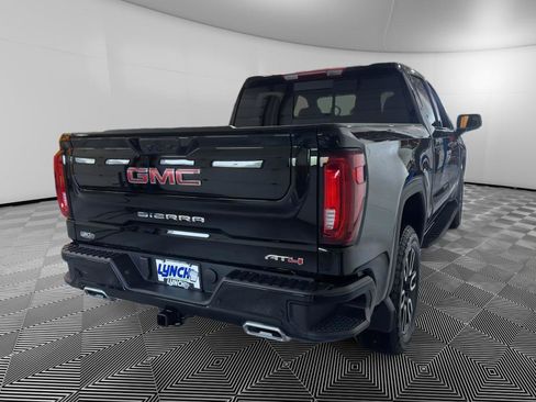 Used 2025 GMC Sierra 1500 AT4 w/ AT4 Premium Package AWD/4WD image 5
