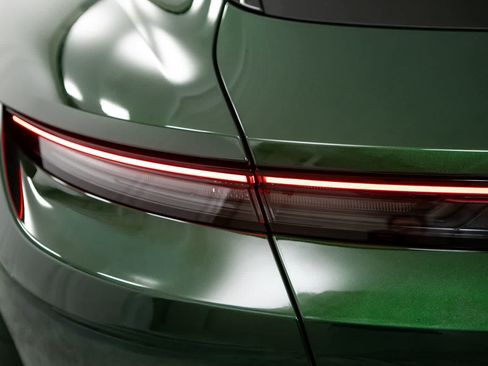 New 2026 Porsche Taycan 4S AWD/4WD image 18