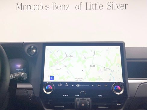 Used 2025 Lexus GX 550 w/ Accessory Package (2T) image 31