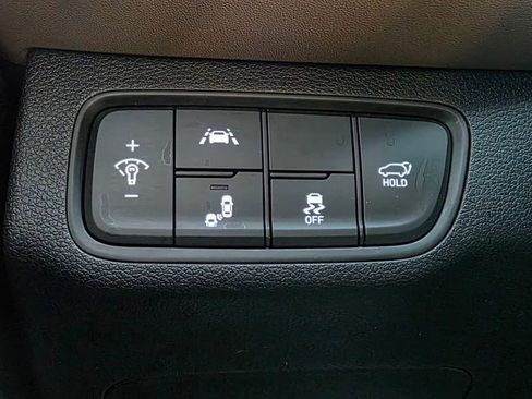 Used 2020 Hyundai Santa Fe SEL w/ Convenience + Premium Package image 31